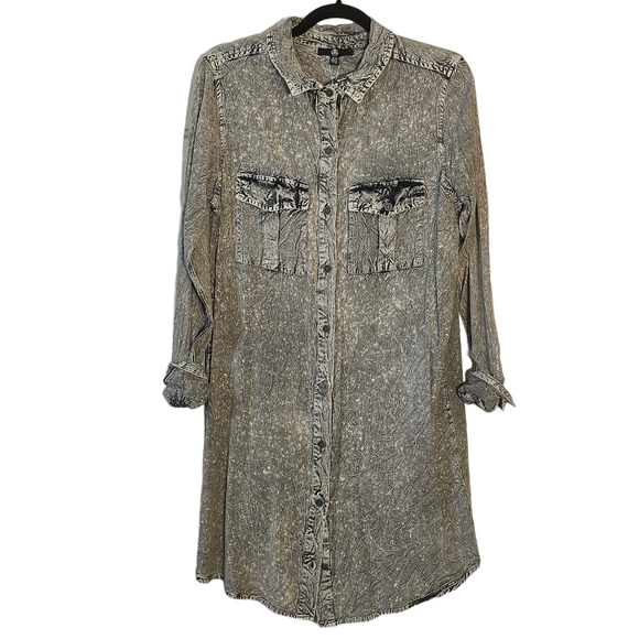 Missguided Dresses & Skirts - MISSGUIDED SHIRT DRESS